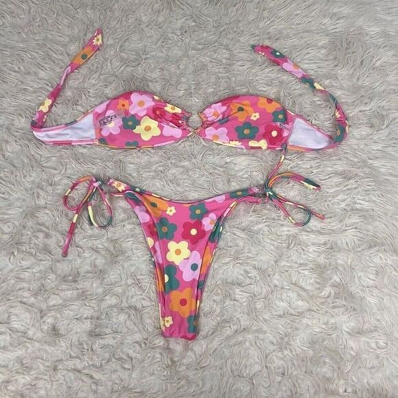 Set Of Two Womens Retro 2 Piece Swim Bikini & Cheeky Swim Bottoms size medium - Picture 2 of 8